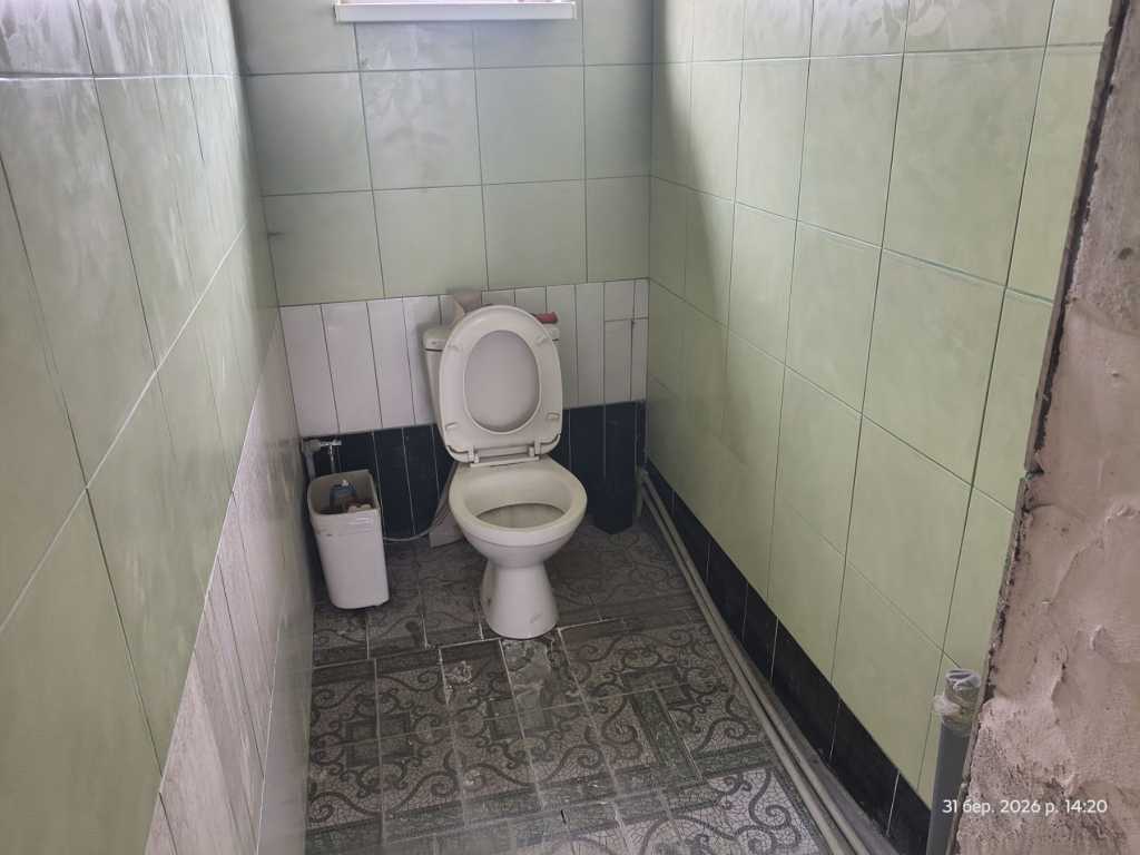 Оренда гаражів 288 м², Пухівська вул., 2