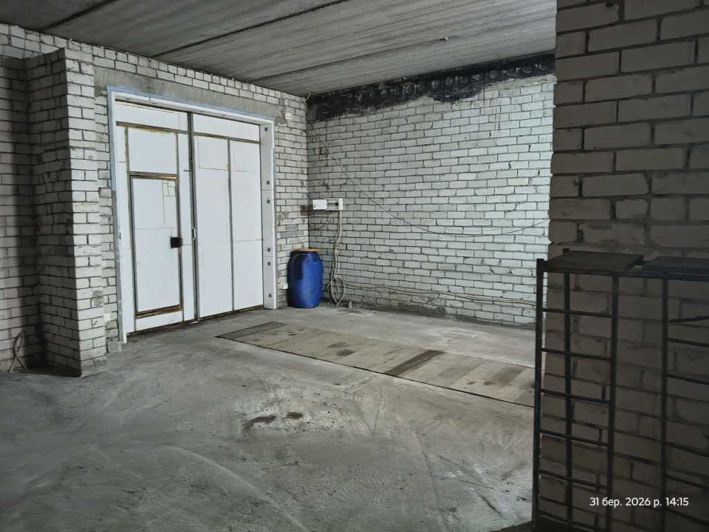 Оренда гаражів 288 м², Пухівська вул., 2