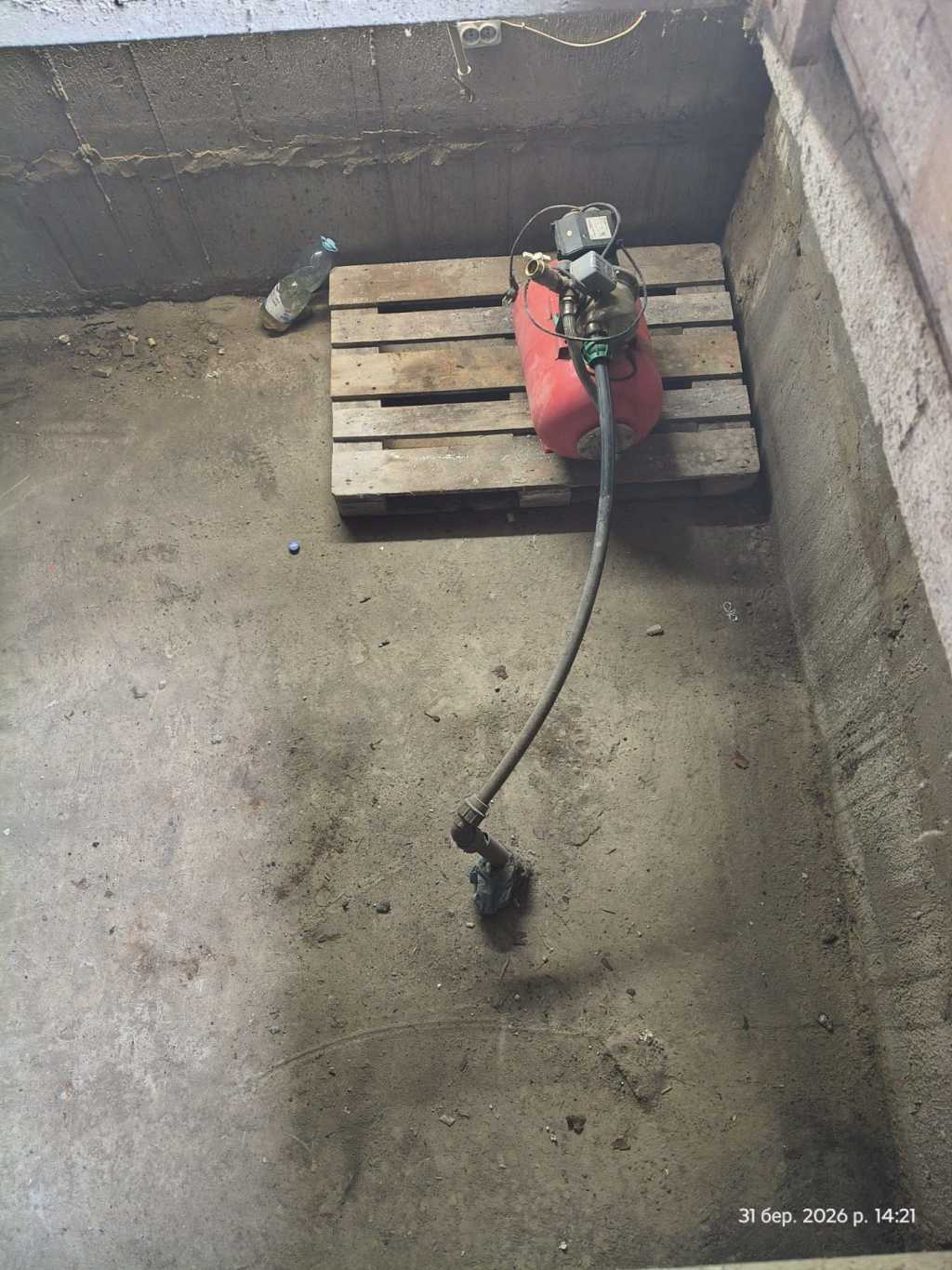 Оренда гаражів 288 м², Пухівська вул., 2