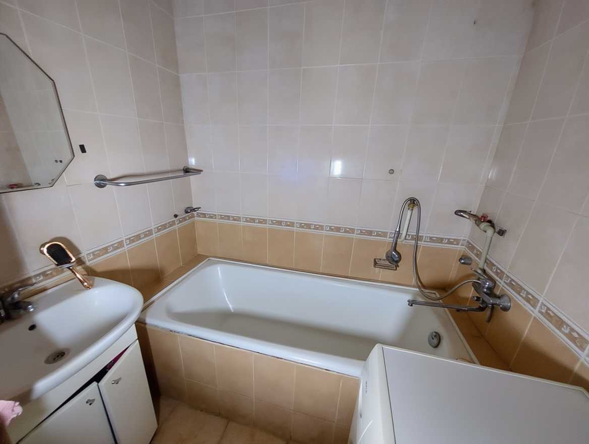 Продажа 3-комнатной квартиры 72 м², Боброва ул., 21А