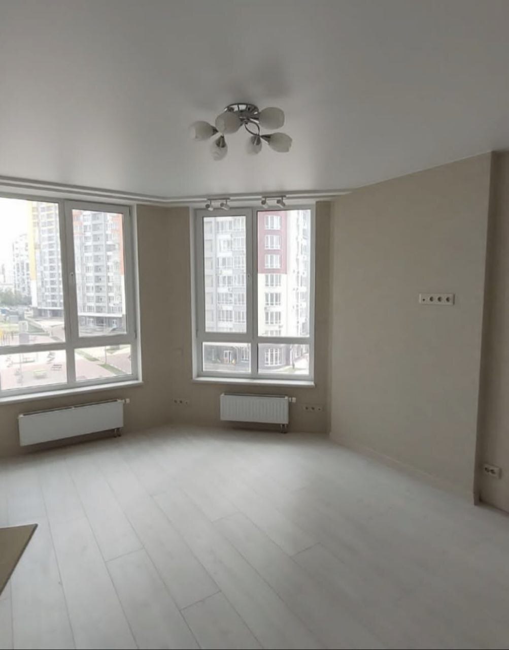 Продажа 2-комнатной квартиры 65 м², Каховская ул., 62А