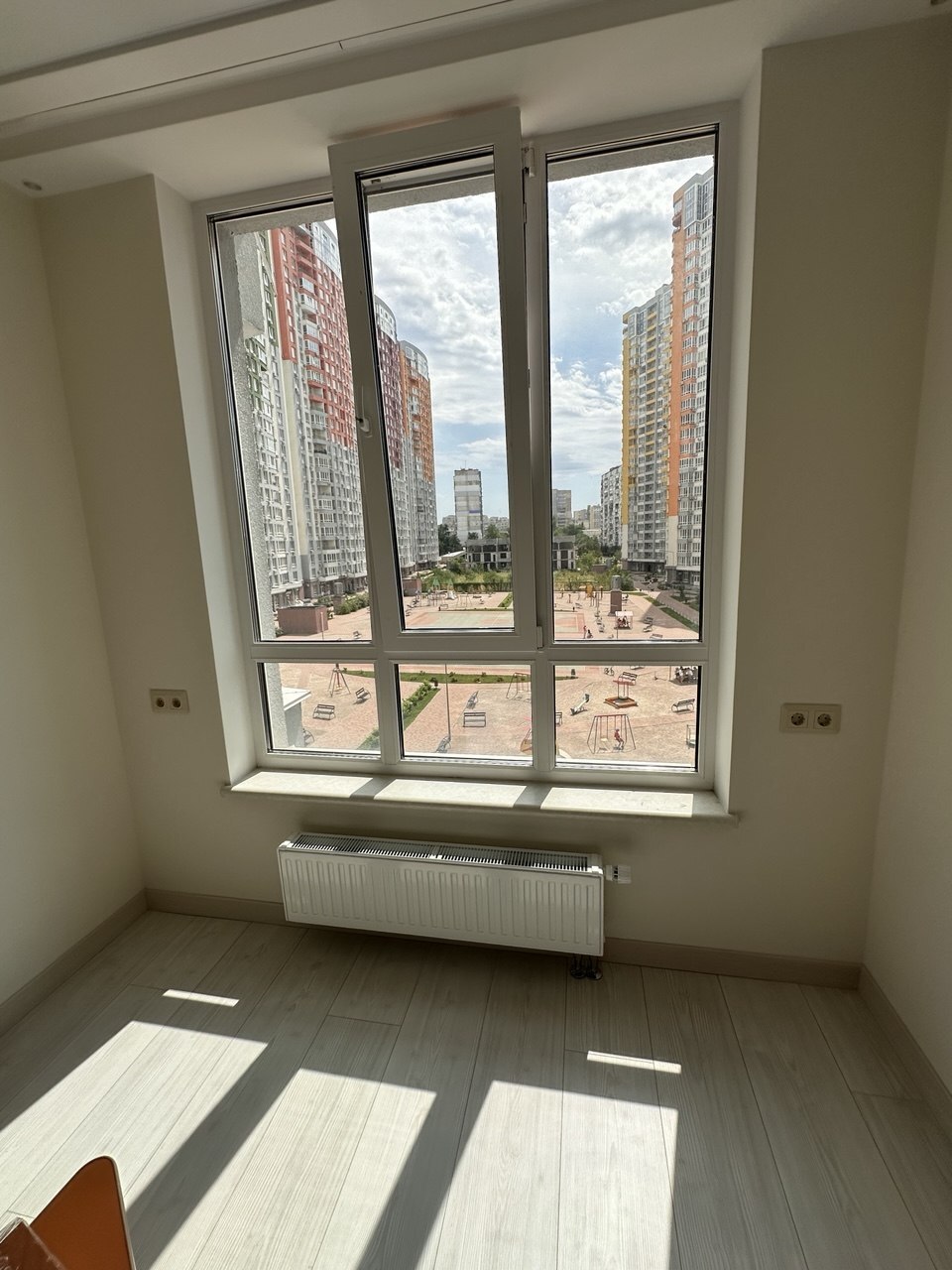 Продажа 2-комнатной квартиры 65 м², Каховская ул., 62А
