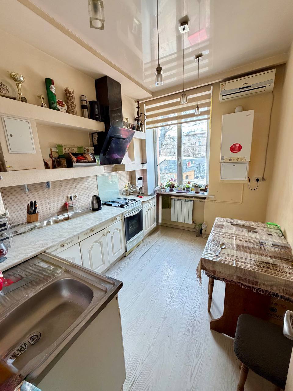 Продажа 3-комнатной квартиры 68 м², Титова ул.