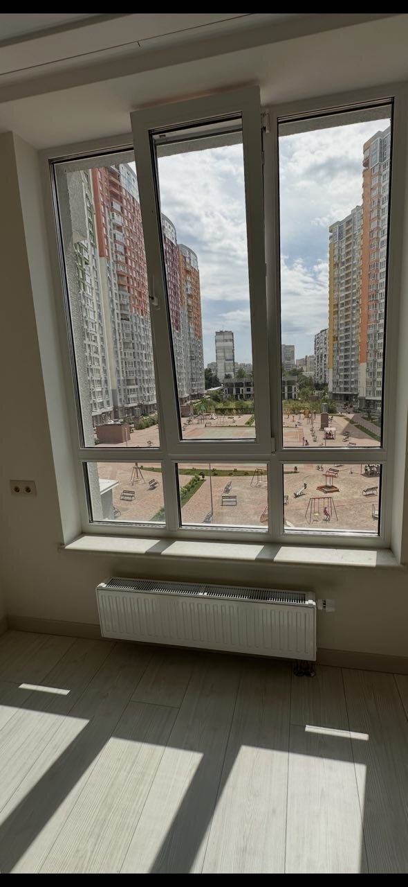 Продажа 2-комнатной квартиры 65 м², Каховская ул., 62А