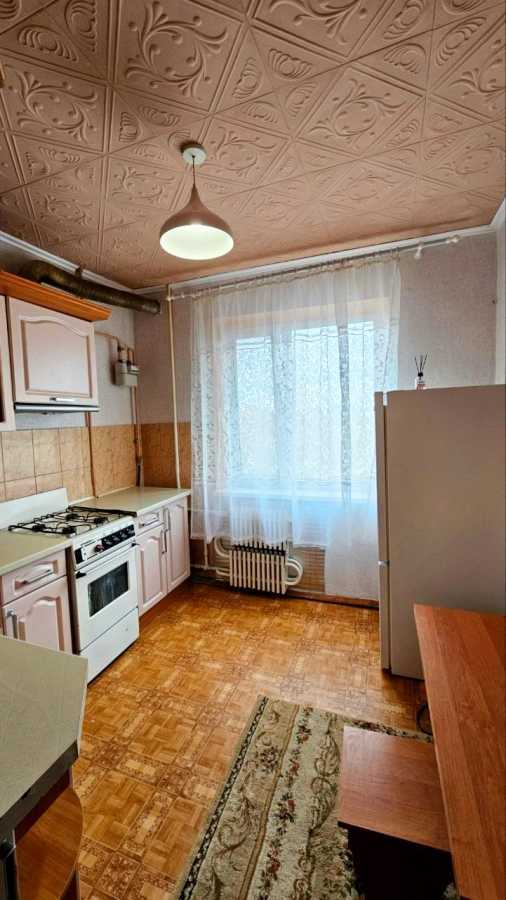 Продаж 2-кімнатної квартири 55.7 м², Будьвар Героев, 40
