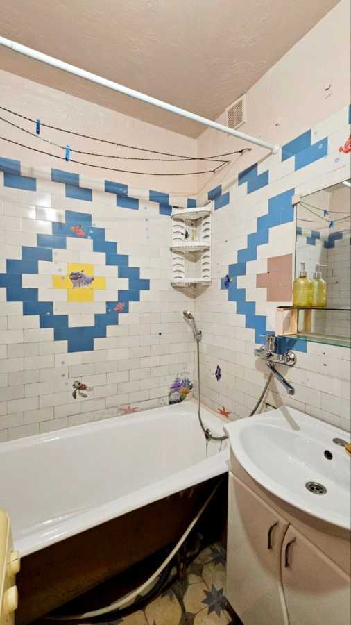 Продаж 2-кімнатної квартири 55.7 м², Будьвар Героев, 40