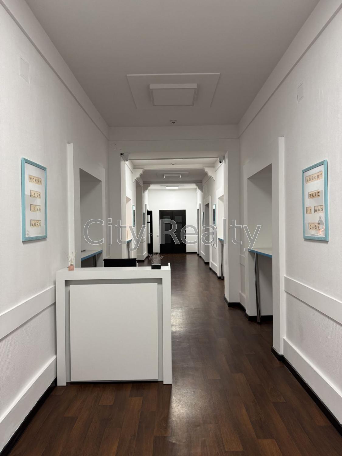 Аренда офиса 280.4 м², Крещатик ул., 7/11