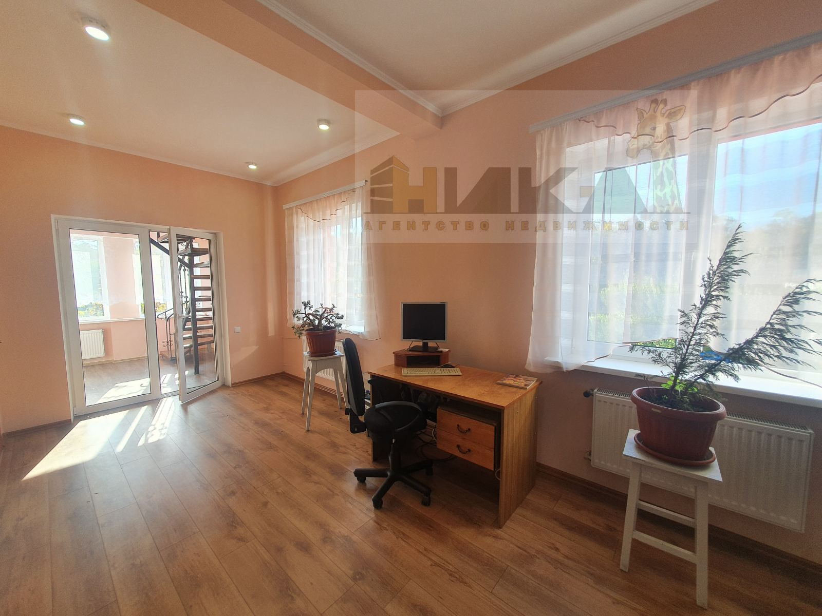 Продаж будинку 260 м², Лесі Українки вул.