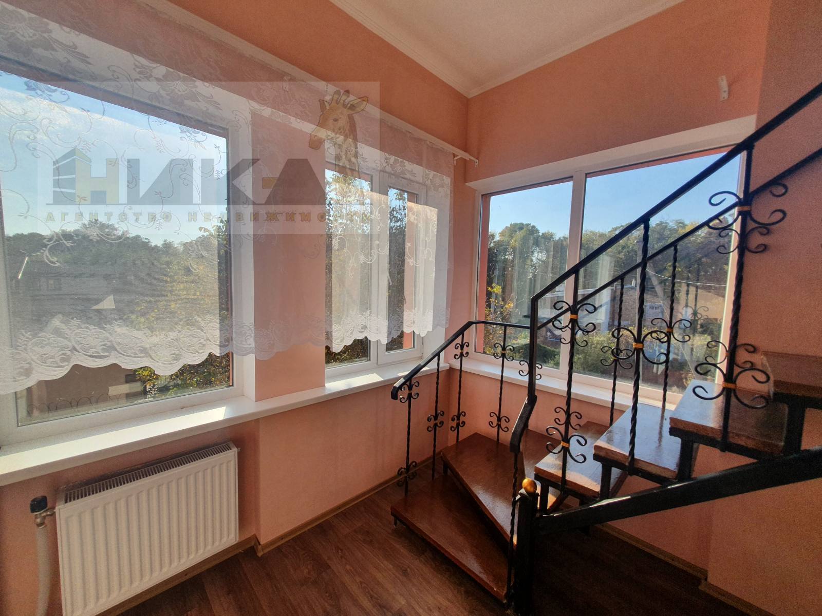 Продаж будинку 260 м², Лесі Українки вул.