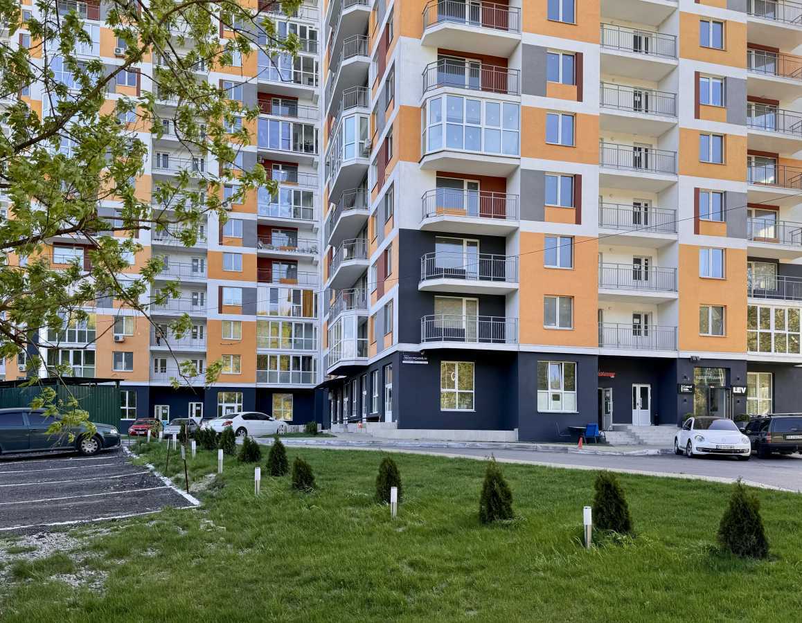 Продажа другого торгового помещения 15.3 м², Лысогорский спуск, 20