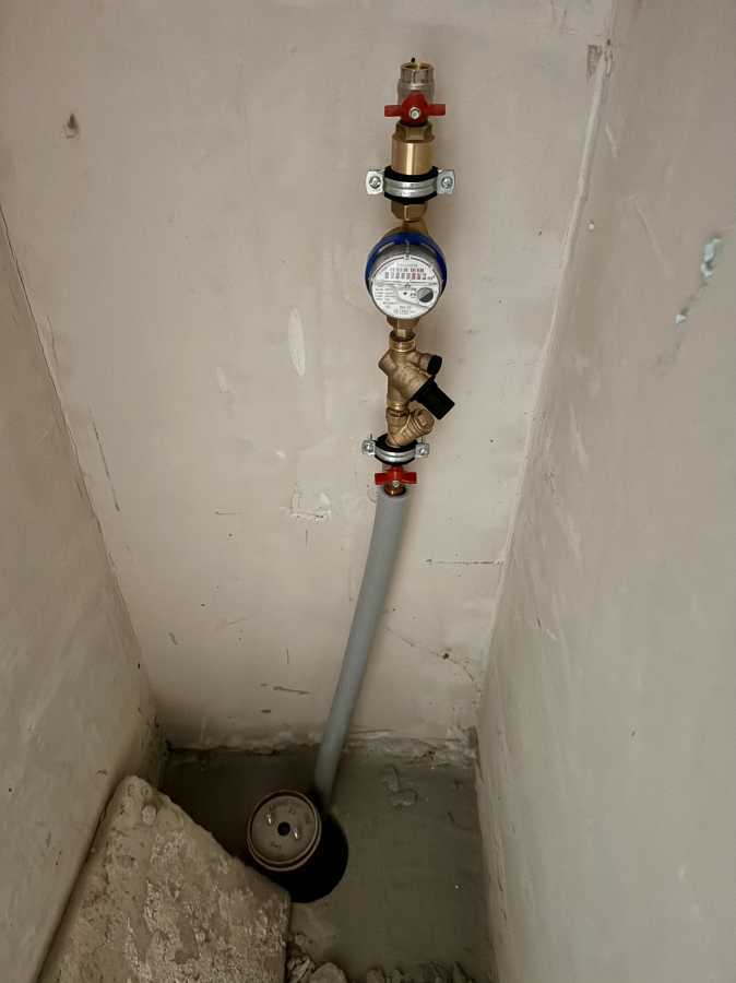 Продажа другого торгового помещения 15.3 м², Лысогорский спуск, 20