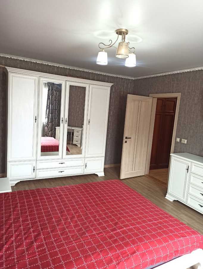 Оренда будинку 200 м², Кутузова вул., 9