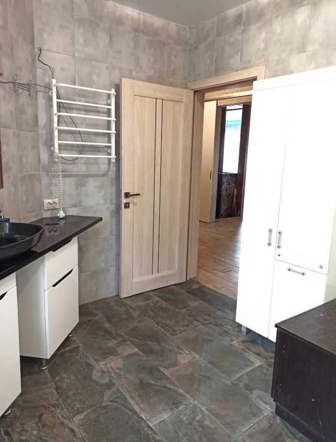 Оренда будинку 200 м², Кутузова вул., 9