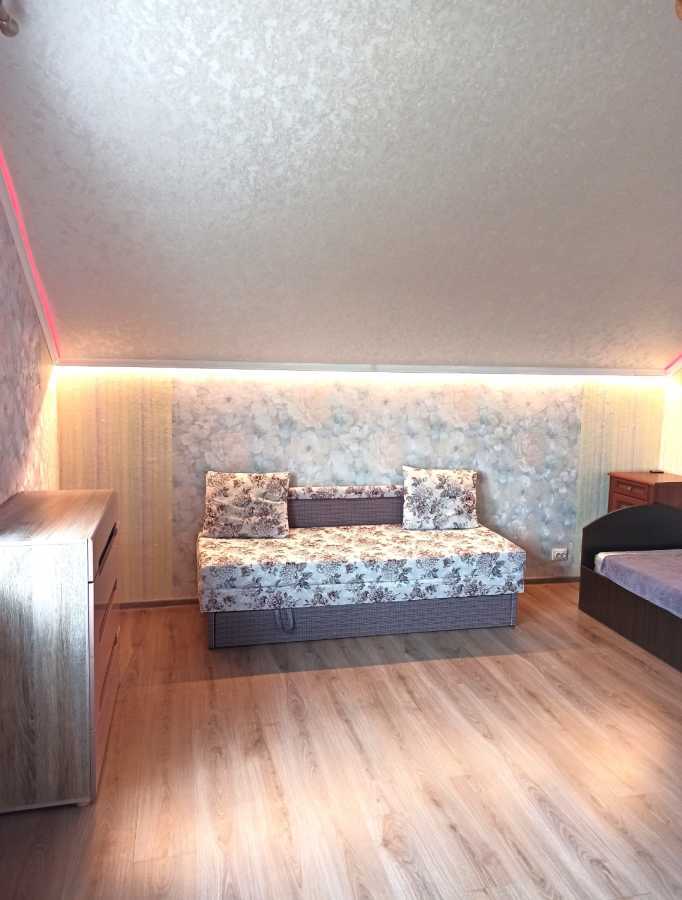 Оренда будинку 200 м², Кутузова вул., 9