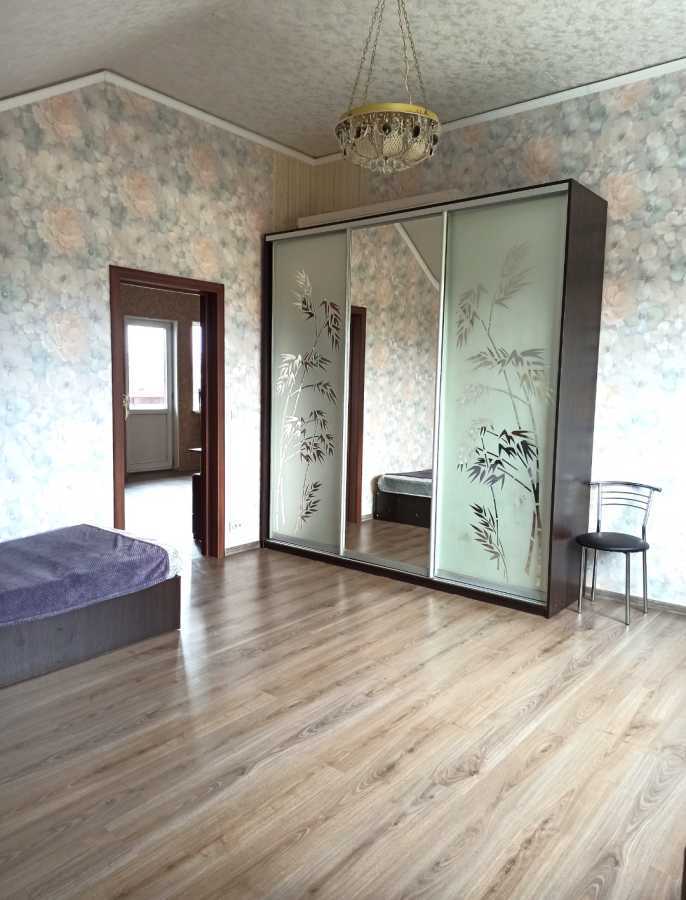 Оренда будинку 200 м², Кутузова вул., 9
