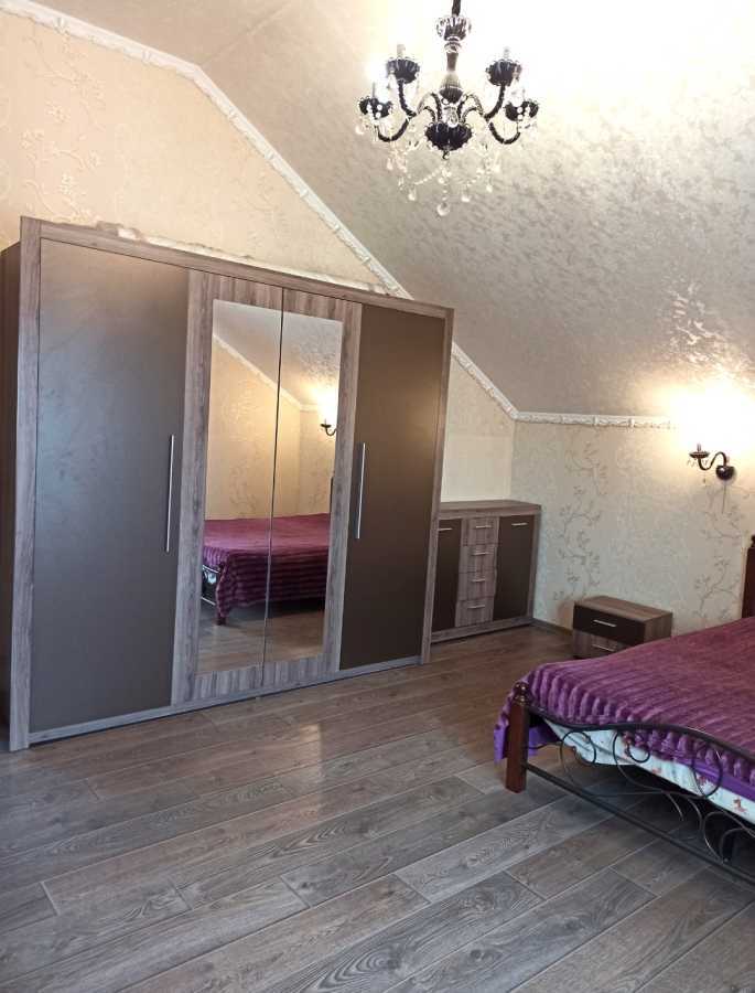 Оренда будинку 200 м², Кутузова вул., 9