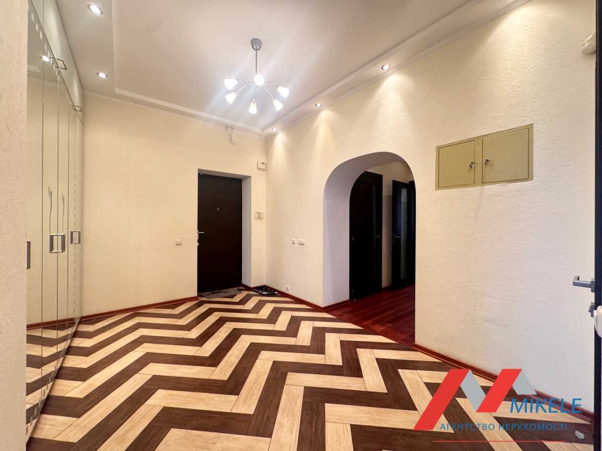 Продажа 4-комнатной квартиры 147 м², Вячеслава Черновола ул., 25