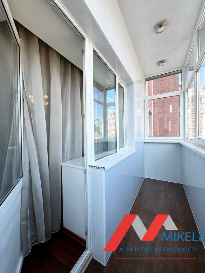 Продажа 4-комнатной квартиры 147 м², Вячеслава Черновола ул., 25