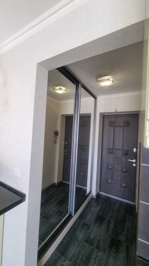 Продаж 1-кімнатної квартири 32 м², Головатого вул., 20