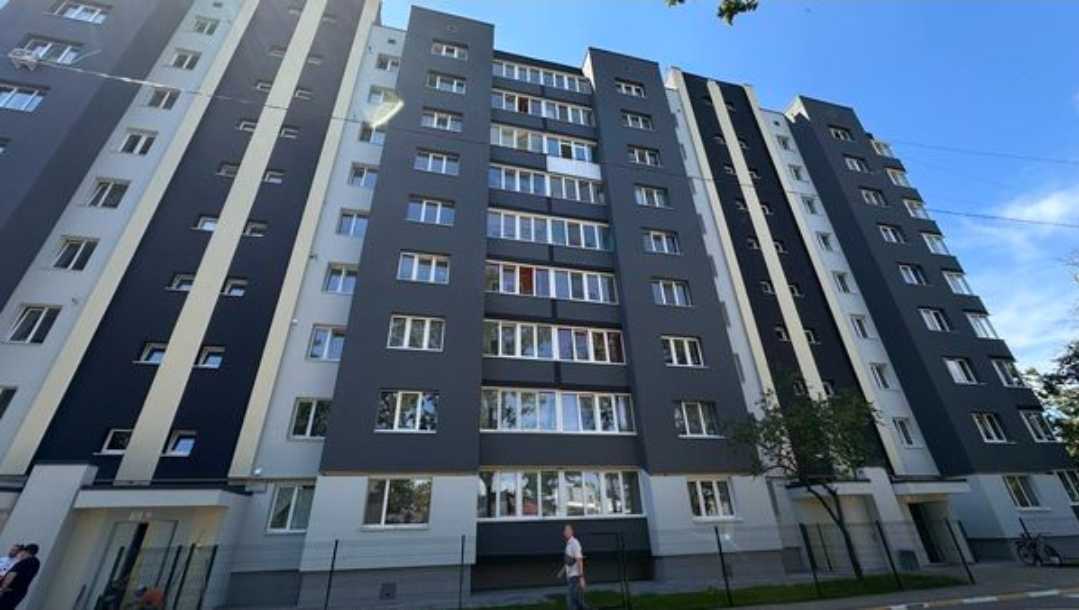 Продаж 2-кімнатної квартири 52 м², Северинівська, 128