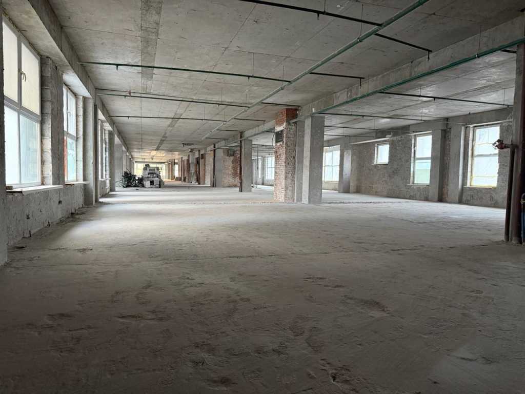 Аренда помещения свободного назначения 1375 м², Раисы Окипной ул., 8Б