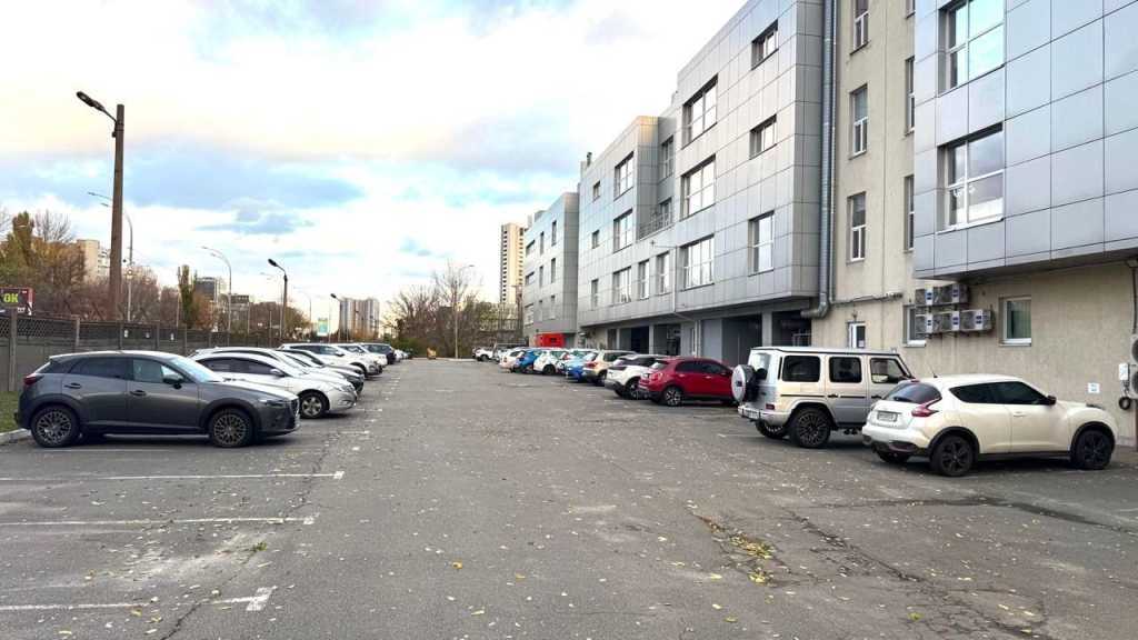 Аренда помещения свободного назначения 1375 м², Раисы Окипной ул., 8Б