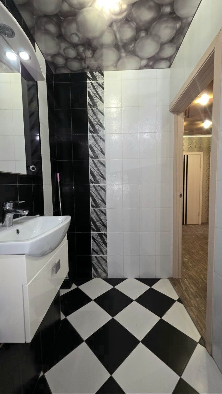 Продажа 2-комнатной квартиры 53 м², Тракторостроителей просп.