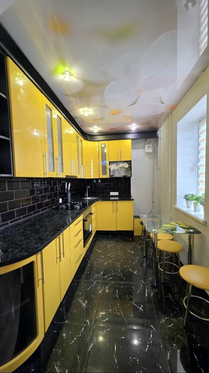 Продажа 2-комнатной квартиры 53 м², Тракторостроителей просп.