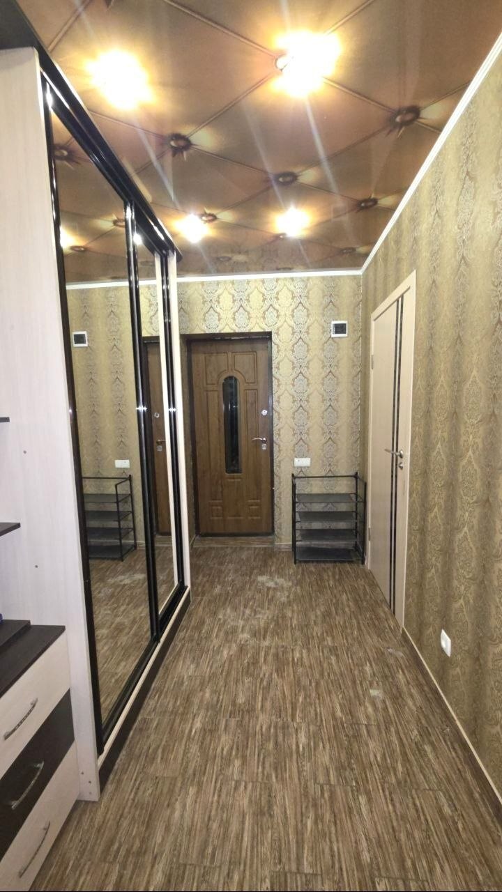 Продажа 2-комнатной квартиры 53 м², Тракторостроителей просп.