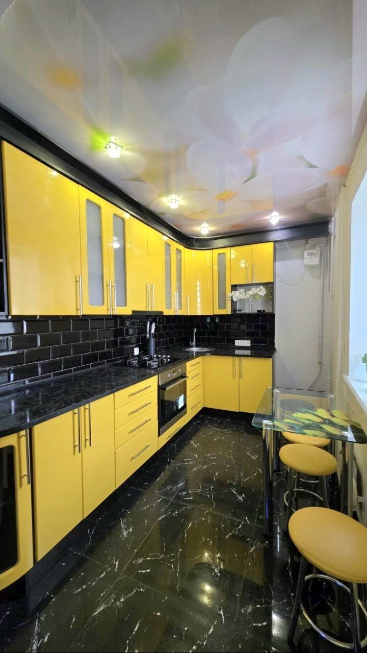 Продажа 2-комнатной квартиры 53 м², Тракторостроителей просп.