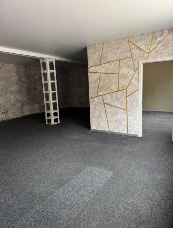 Оренда офісу 180 м², Успенская вул.