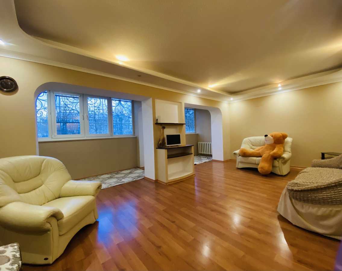 Продажа 3-комнатной квартиры 104 м², Бориса Гмыри ул., 9В