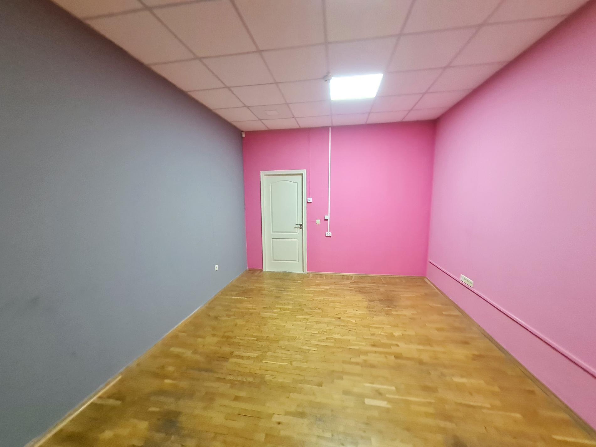 Оренда офісу 135 м², Володимира Маяковського просп., івасюка 20Б