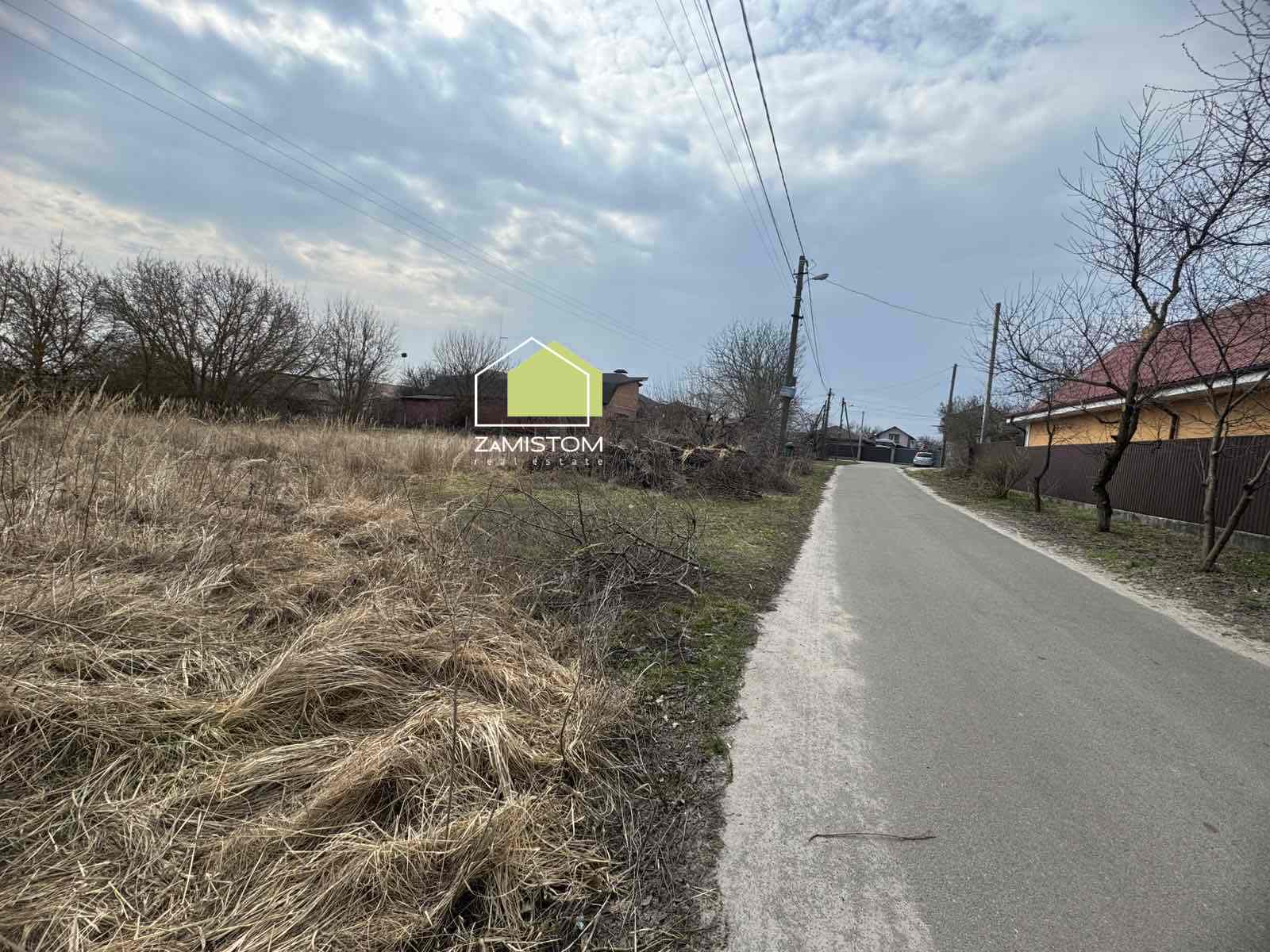 Продаж ділянки під індивідуальне житлове будівництво 22 соток