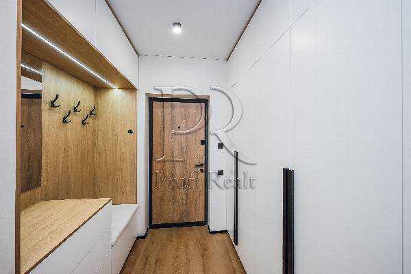 Продажа 2-комнатной квартиры 66 м², Всеволода Змиенко ул., Змієнка вулиця, 30