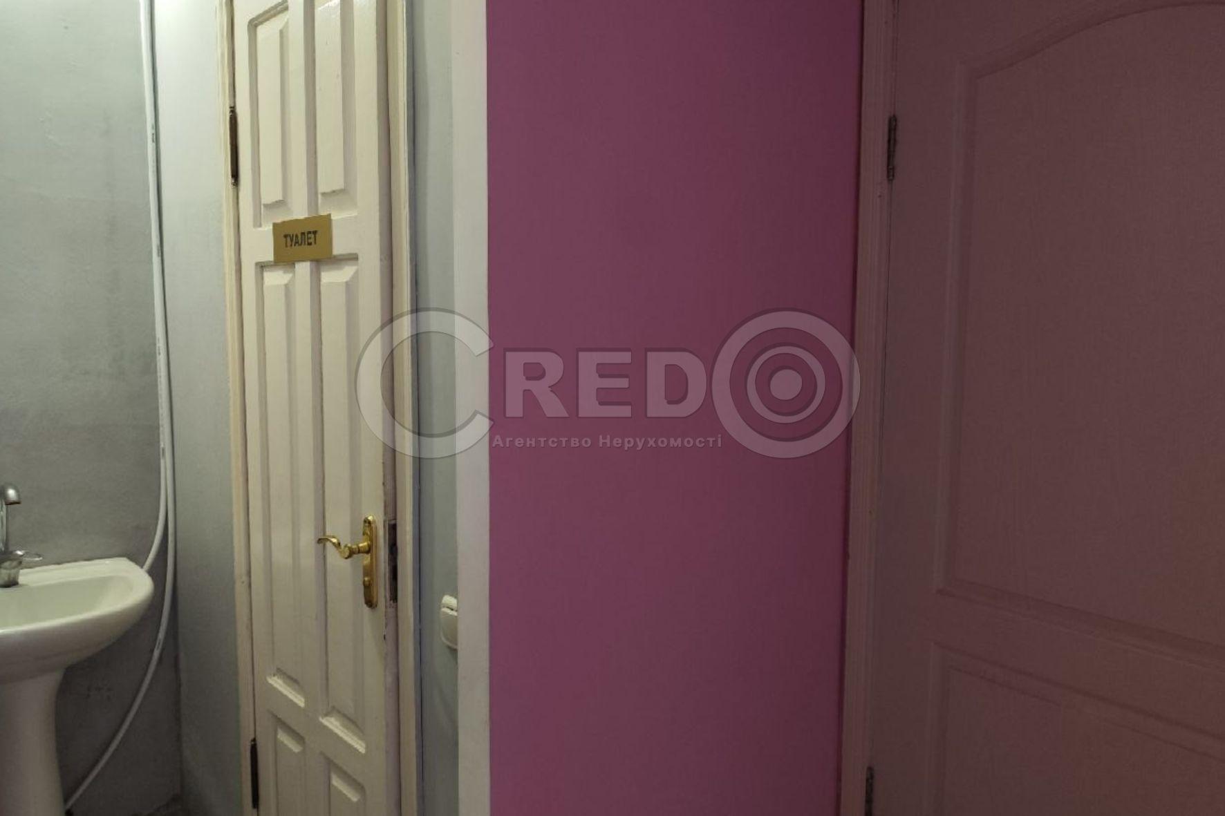 Продажа торгового помещения 50.2 м², Адмирала Головко ул.