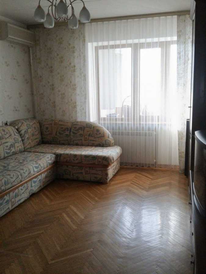 Продажа 3-комнатной квартиры 74 м², Деревлянская ул., 2/6