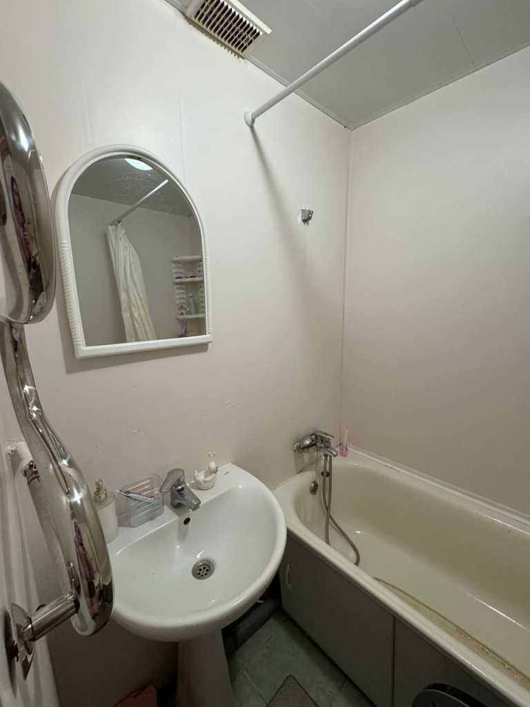 Продажа 1-комнатной квартиры 32 м², Михаила Лушпы просп., 22