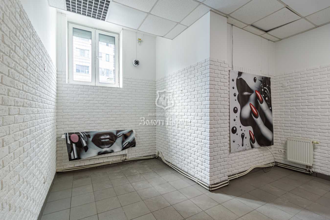 Продаж офісу 64.1 м², Берестейський, 131