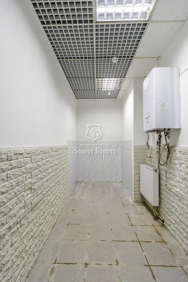 Продаж офісу 64.1 м², Берестейський, 131