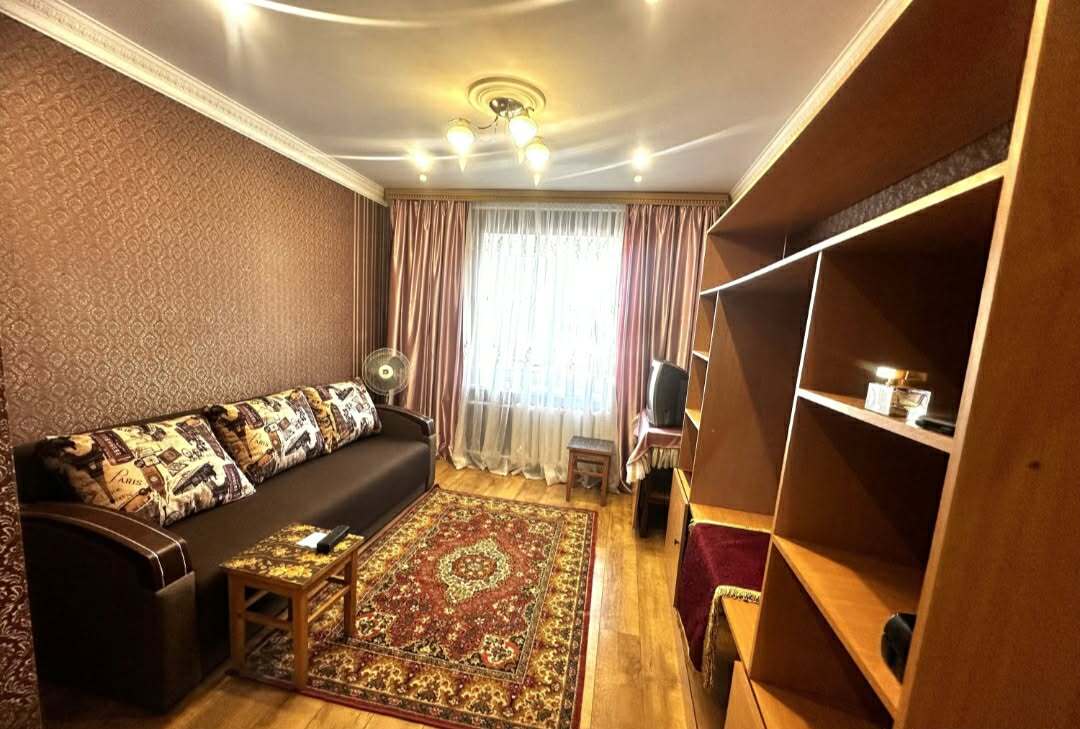 Продаж 1-кімнатної квартири 35 м², Бабкіна вул., 12