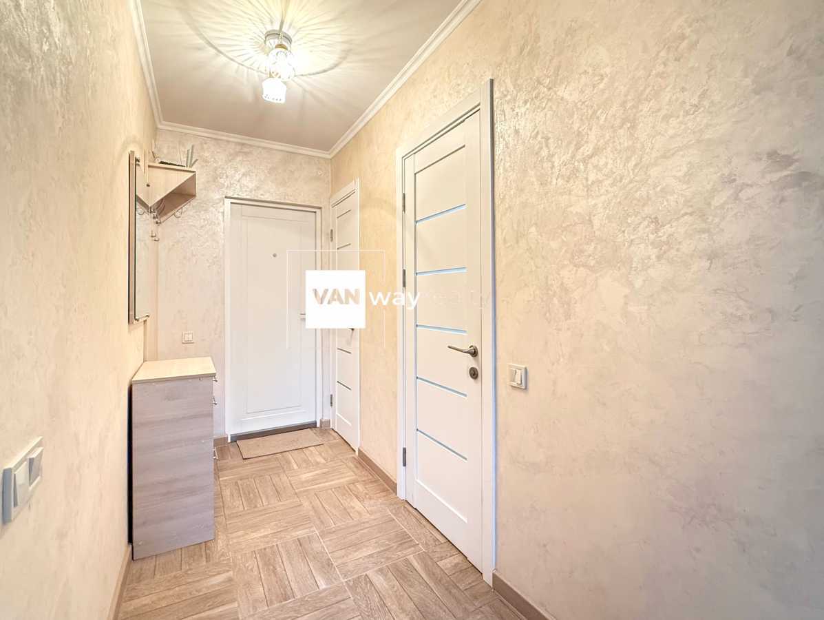 Продажа 1-комнатной квартиры 32 м², Андрея Малышко ул., 3