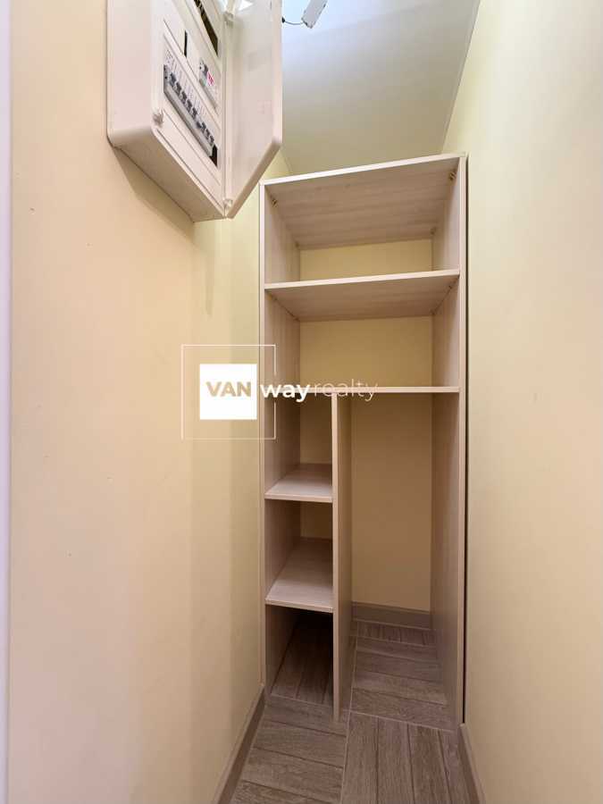 Продажа 1-комнатной квартиры 32 м², Андрея Малышко ул., 3