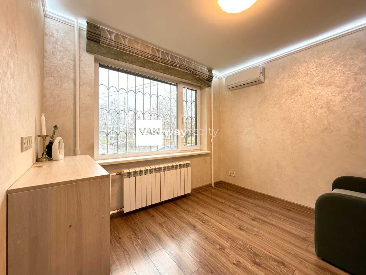 Продажа 1-комнатной квартиры 32 м², Андрея Малышко ул., 3