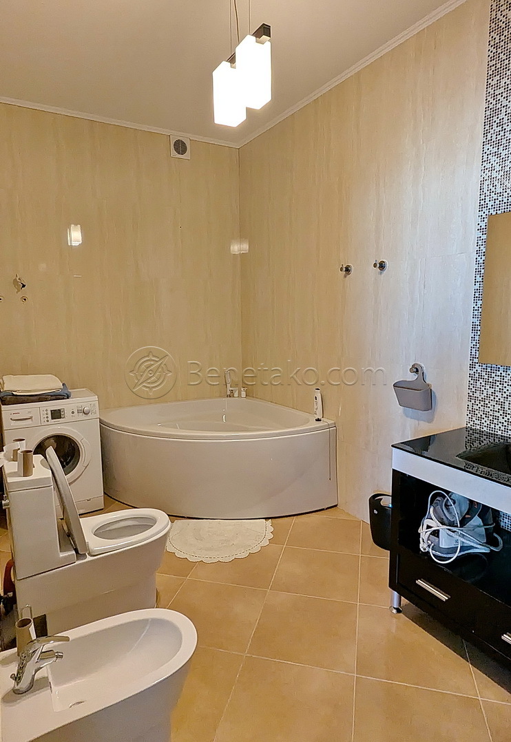 Оренда 2-кімнатної квартири 85 м², Літературна вул., 1А