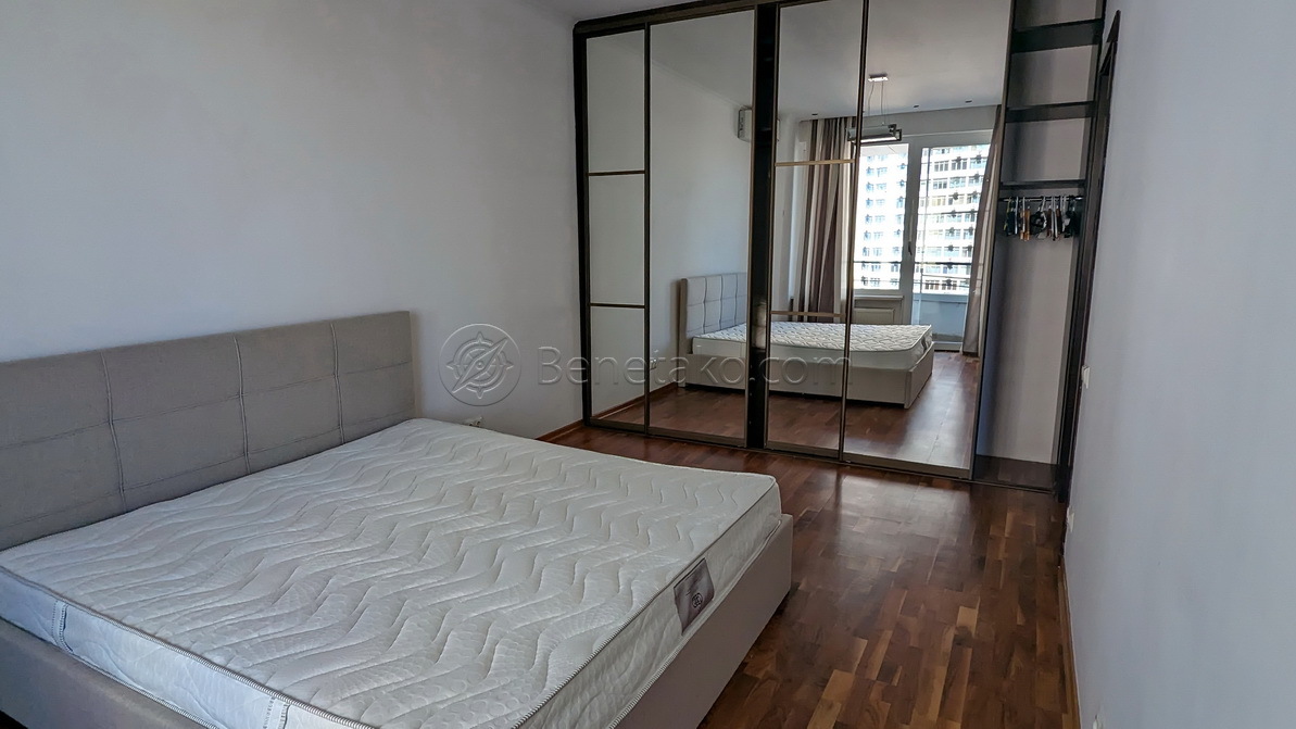 Оренда 2-кімнатної квартири 85 м², Літературна вул., 1А