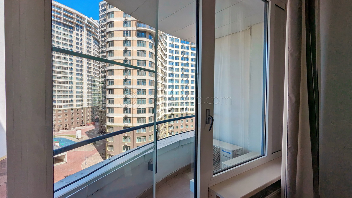 Оренда 2-кімнатної квартири 85 м², Літературна вул., 1А