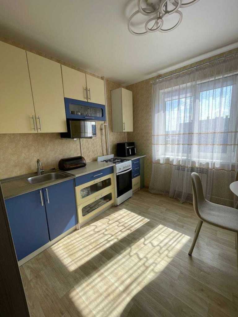 Продаж 1-кімнатної квартири 35 м², Таращанська вул.