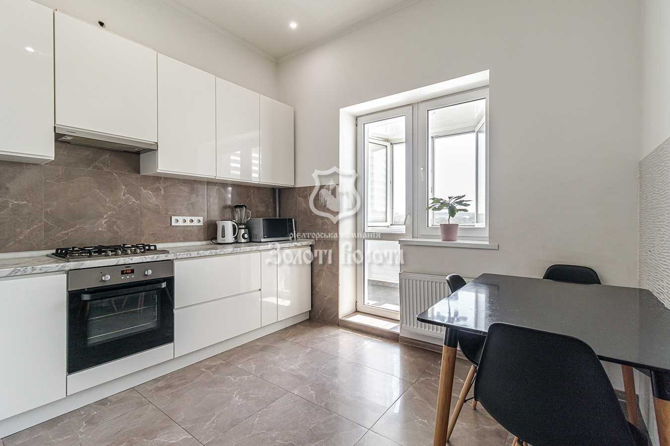 Продажа 2-комнатной квартиры 55.2 м², Партизанская ул., 1А