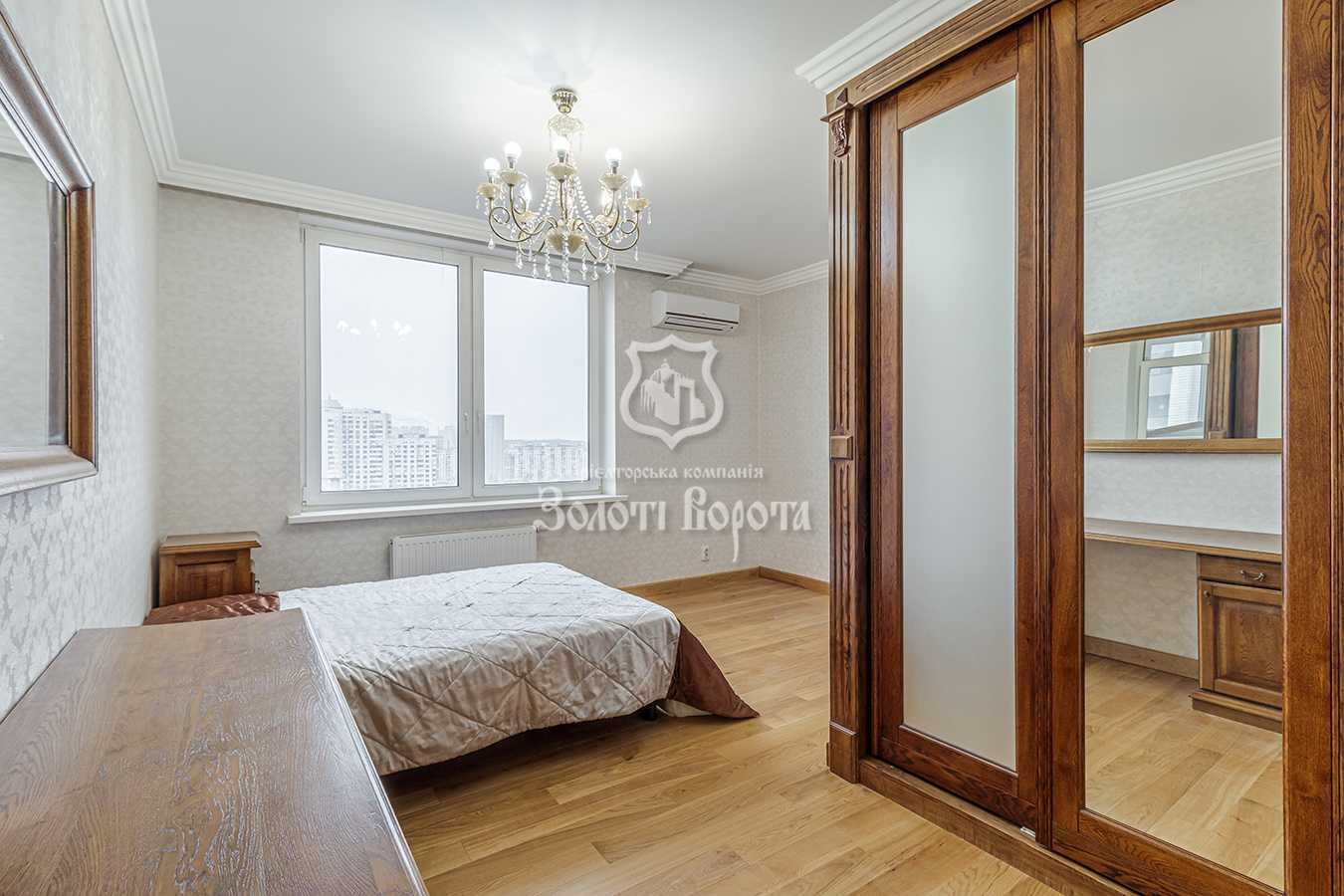 Продажа 3-комнатной квартиры 117.2 м², Валерия Лобановского просп., 150Д